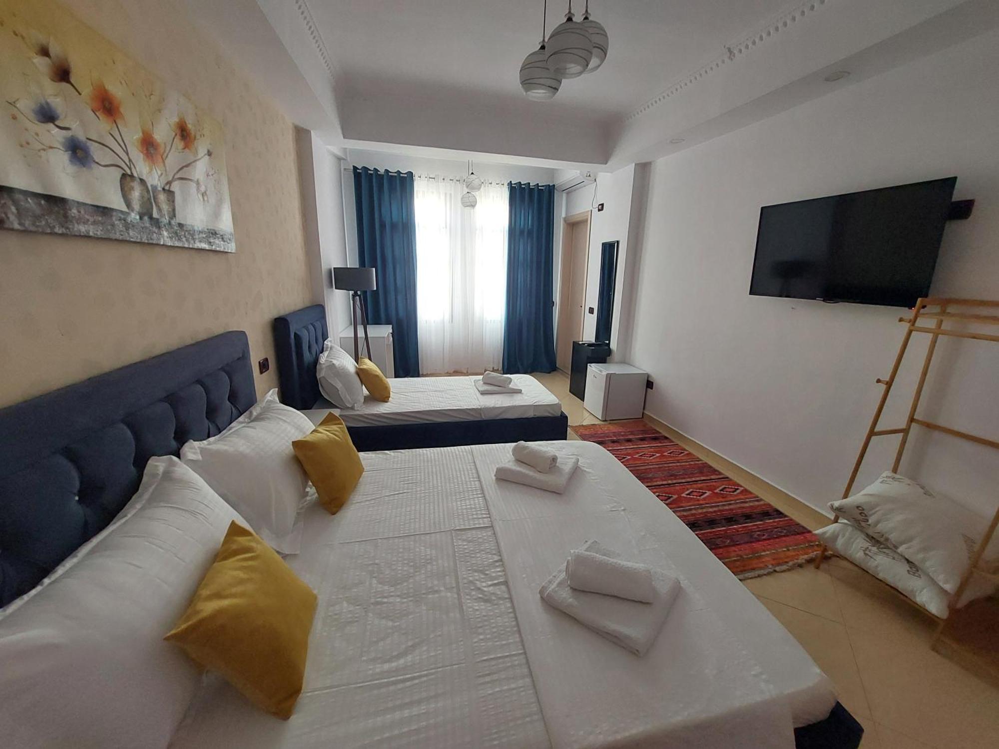 Godard Apartments Vlorë エクステリア 写真