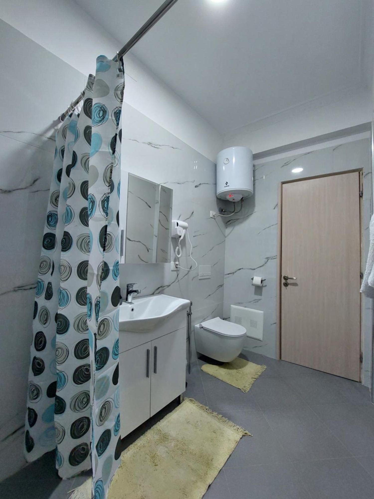 Godard Apartments Vlorë エクステリア 写真