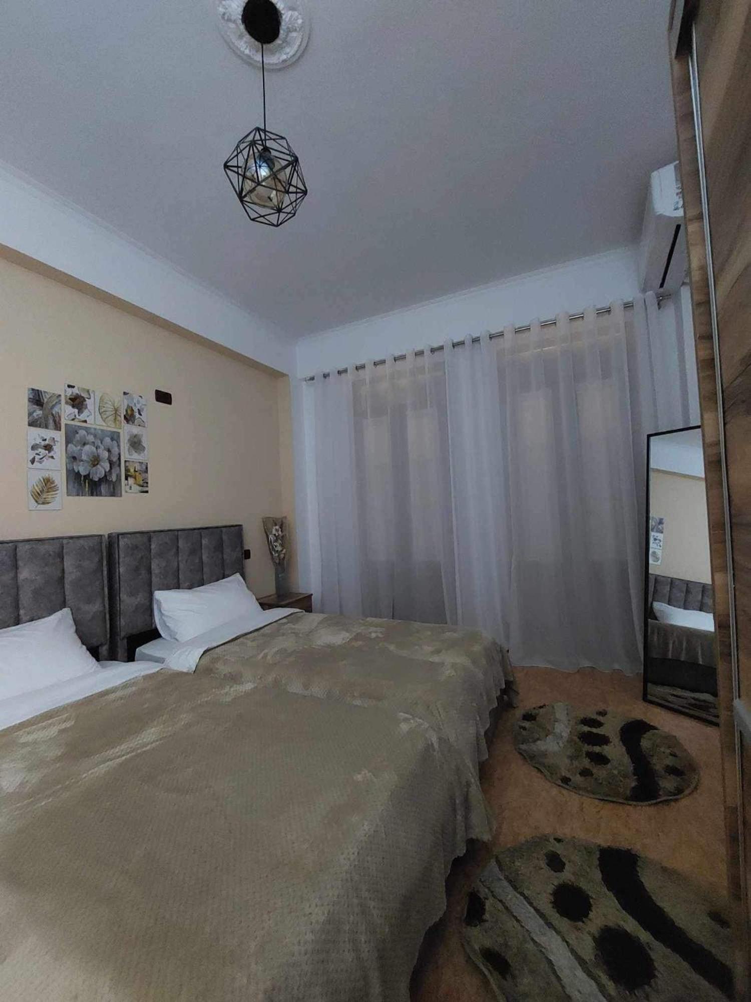 Godard Apartments Vlorë エクステリア 写真
